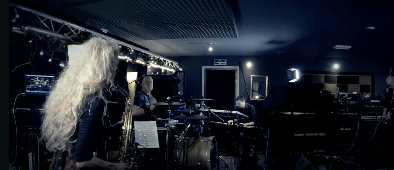 On The Night (Dire Straits Tribute) photo 3