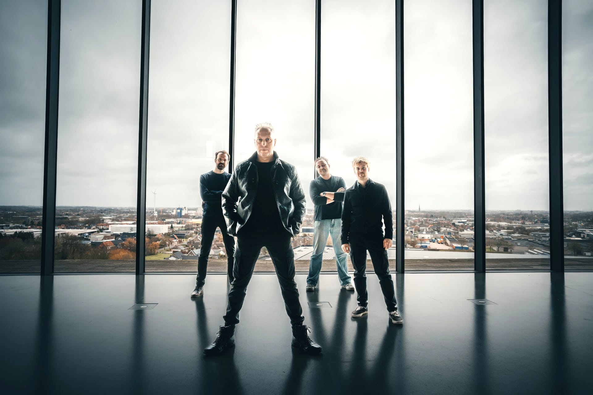 Sting Tribute 2.5 photo 1